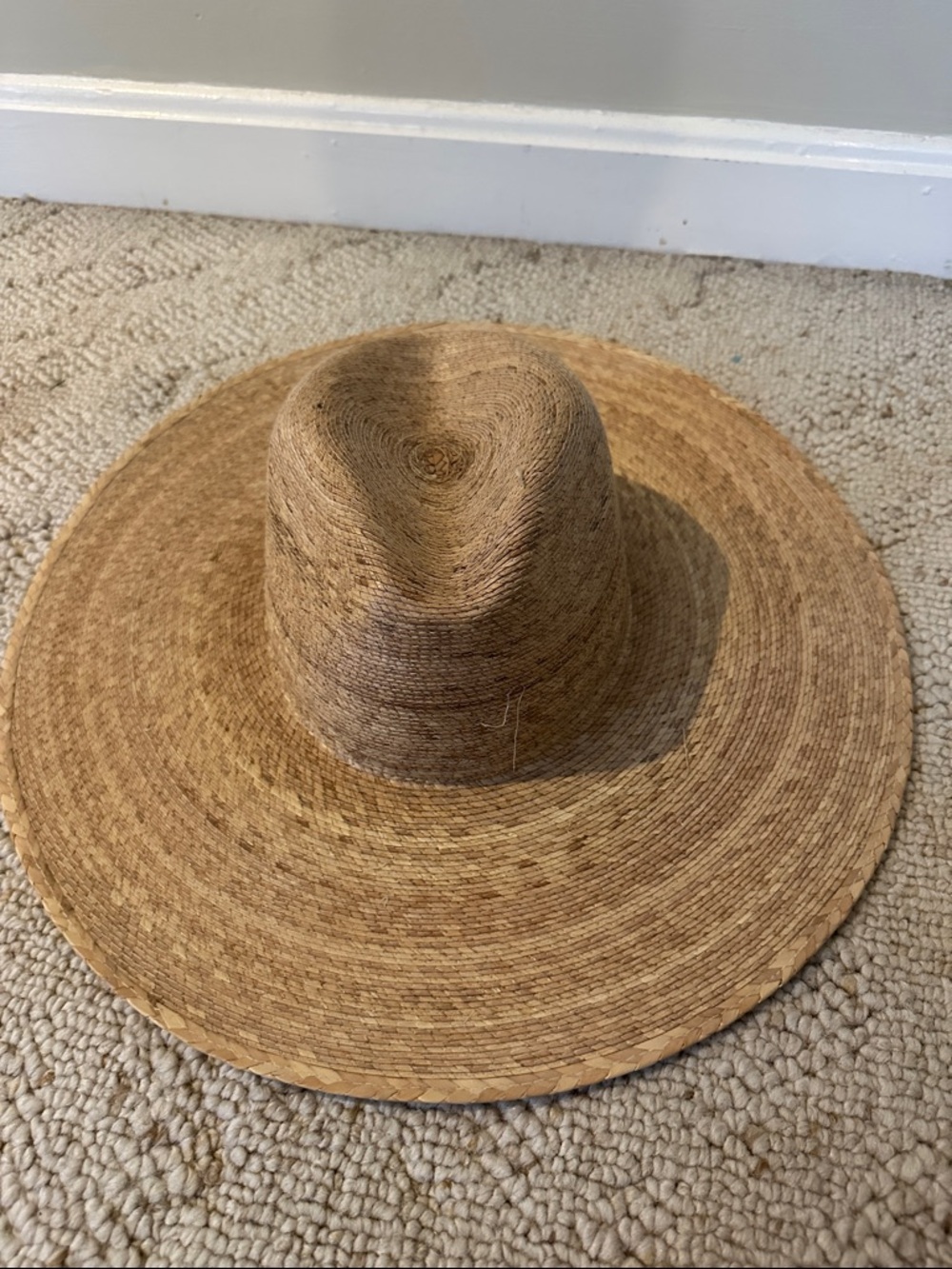 Lack Of Color Wide-Brim Straw Sun Hat in Natural Brown